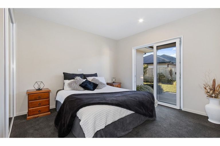 Photo of property in 1 Merlewood Road, Prebbleton, 7604