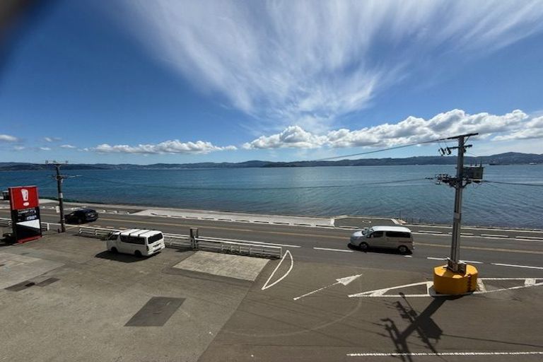 Photo of property in 2/517 Marine Drive, Sunshine Bay, Lower Hutt, 5013