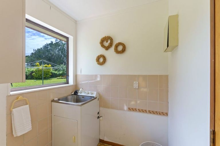 Photo of property in 44 Te Horo Beach Road, Te Horo, Otaki, 5581