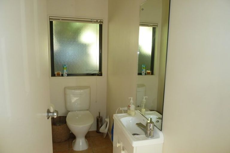 Photo of property in 17c Langana Avenue, Browns Bay, Auckland, 0630