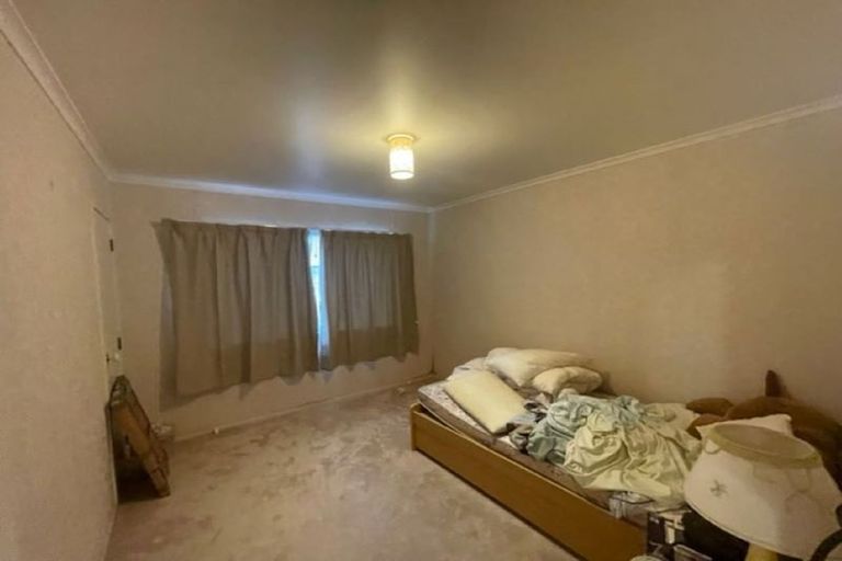 Photo of property in 6 Headcorn Place, Botany Downs, Auckland, 2010