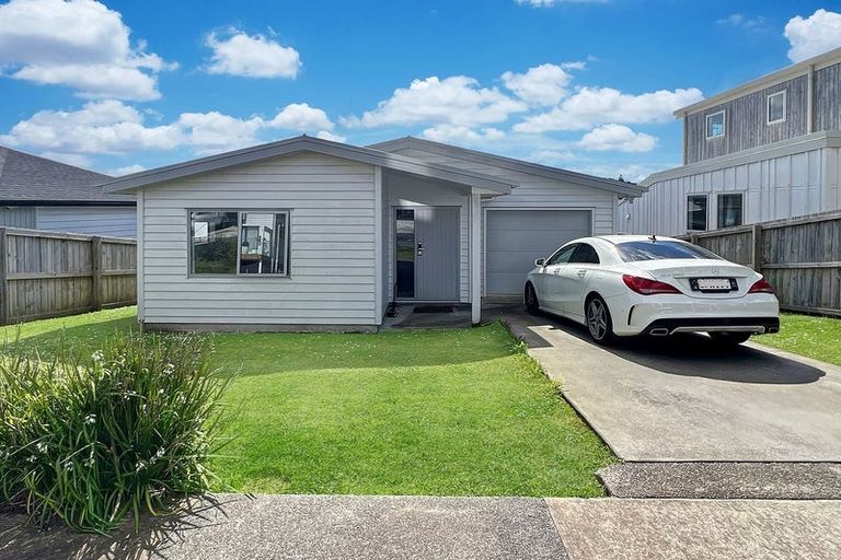 Photo of property in 3 Ringi Lane, Orewa, 0931