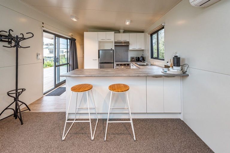 Photo of property in 43 Seafront Road, Castlecliff, Whanganui, 4501