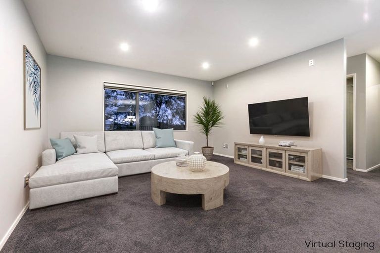 Photo of property in 29 Huntington Park Drive, Greenhithe, Auckland, 0632
