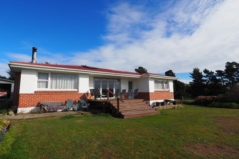 Photo of property in 86 Jacks Bay Road, Hinahina, Owaka, 9586