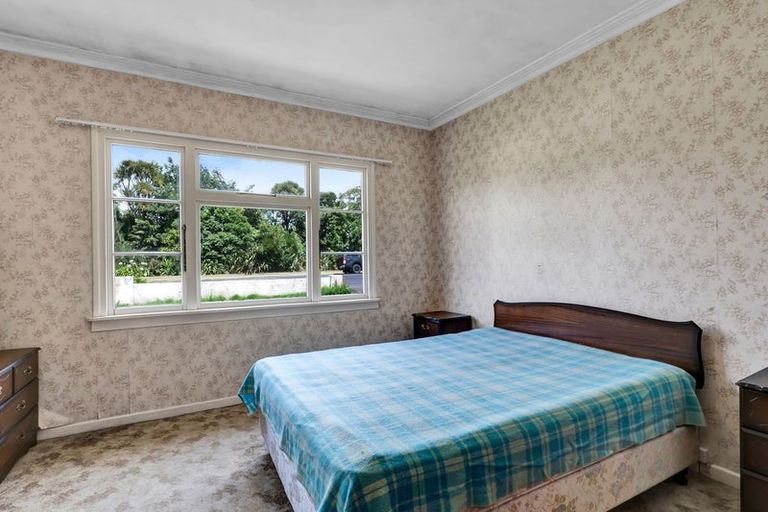 Photo of property in 7 Tarahua Road, Vogeltown, New Plymouth, 4310