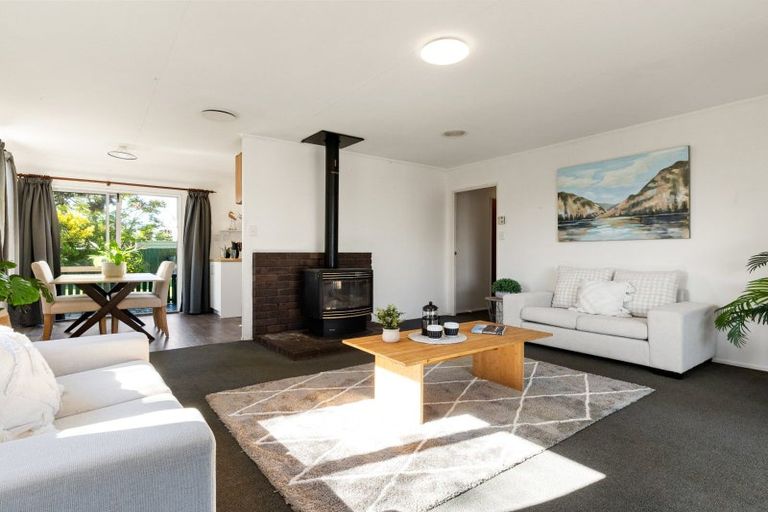 Photo of property in 7 Mckinley Place, Nawton, Hamilton, 3200