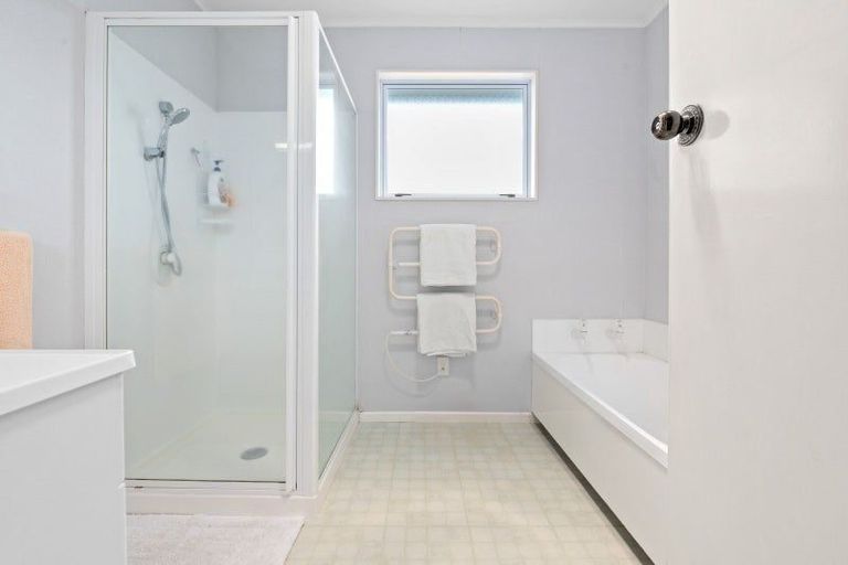 Photo of property in 44 Macdonald Road, Glenview, Hamilton, 3206