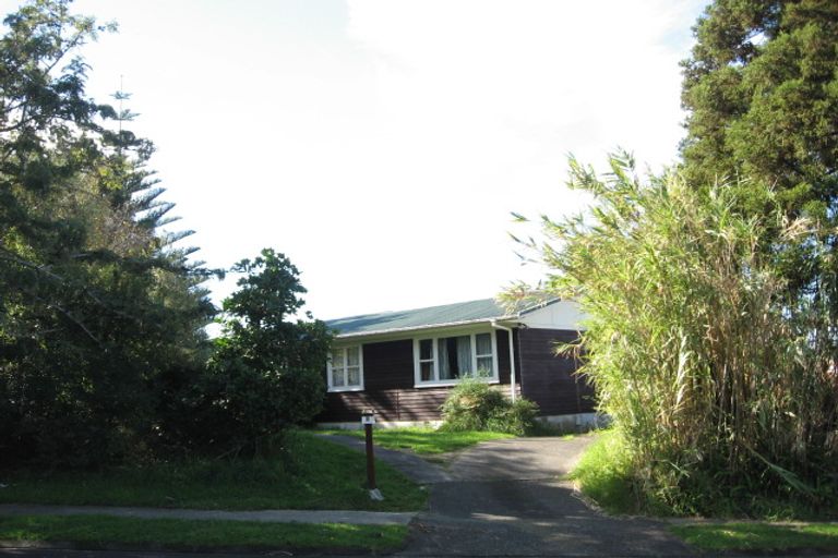 Photo of property in 3 Paulange Place, Pakuranga Heights, Auckland, 2010
