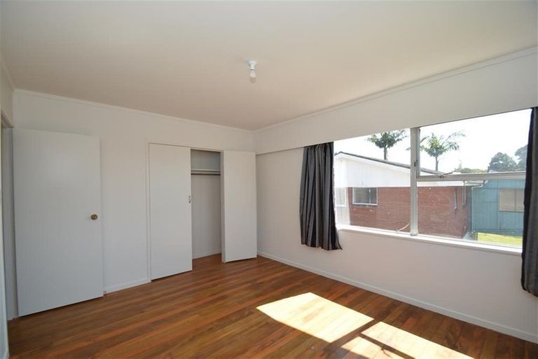 Photo of property in 3 The Crest, Sunnyhills, Auckland, 2010