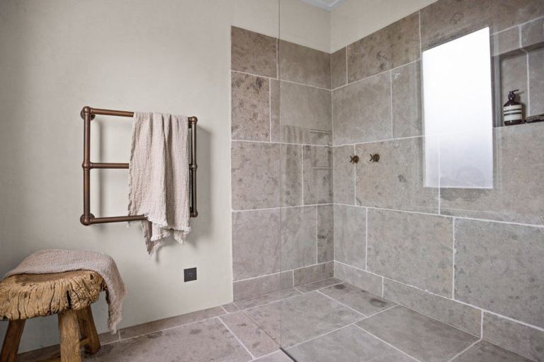 Photo of property in 98 Te Mata Road, Havelock North, 4130