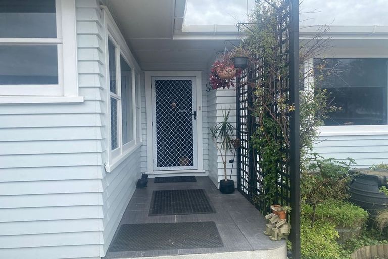 Photo of property in 1020 Tremaine Avenue, Roslyn, Palmerston North, 4414
