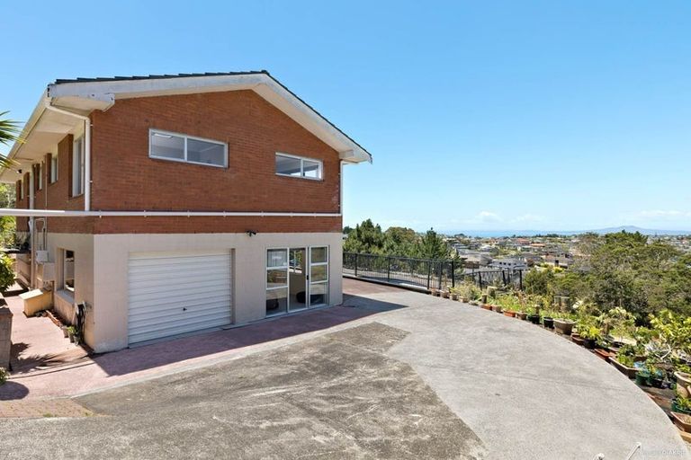 Photo of property in 89 Lonely Track Road, Fairview Heights, Auckland, 0632