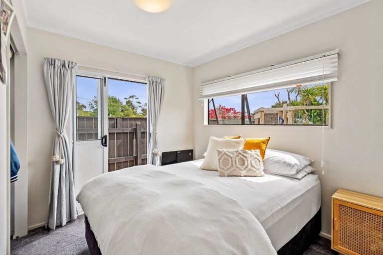 Photo of property in 39 Raumati Road, Raumati Beach, Paraparaumu, 5032