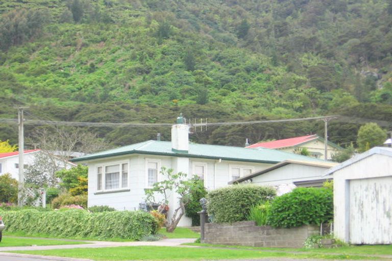 Photo of property in 1 Brick Street, Te Aroha, 3320