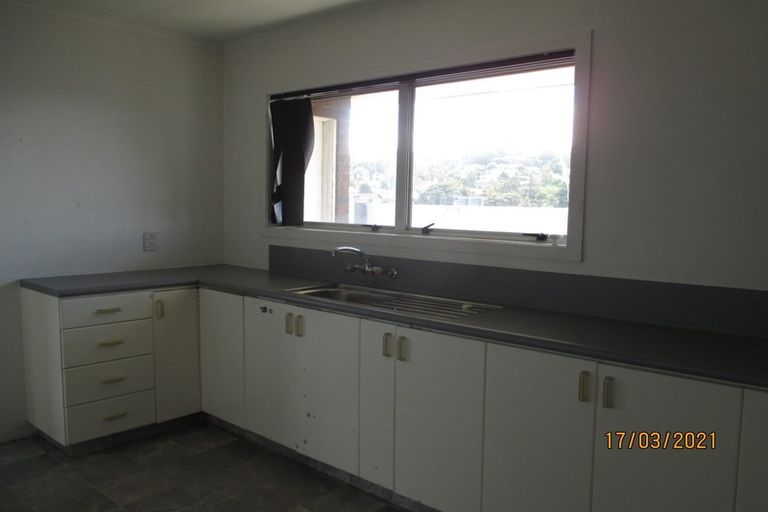 Photo of property in 236 Triangle Road, Massey, Auckland, 0614