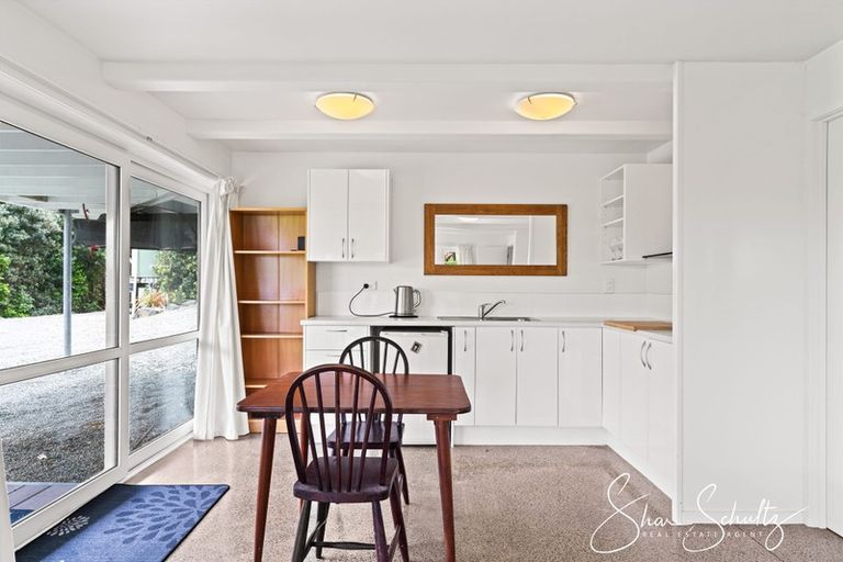 Photo of property in 1122 Whakapirau Road, Whakapirau, Maungaturoto, 0583