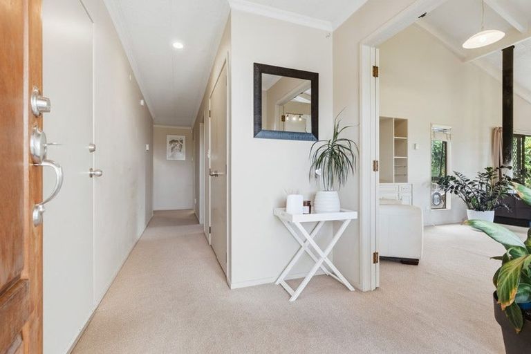 Photo of property in 1/16 Isobel Street, Acacia Bay, Taupo, 3330