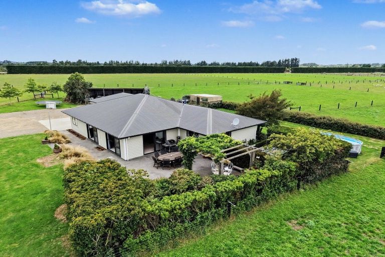 Photo of property in 399 Barkers Road, Loburn, Rangiora, 7472