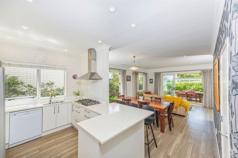 Photo of property in 62 Station Street, Hobsonville, Auckland, 0616