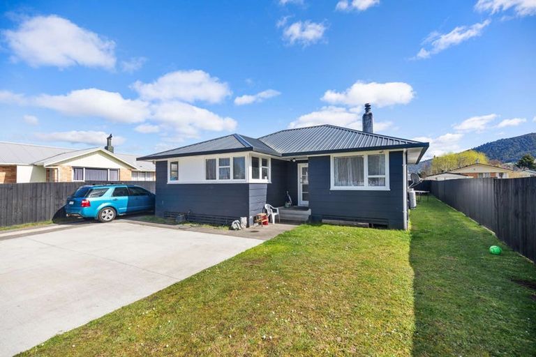 Photo of property in 38 Harold Crescent, Fordlands, Rotorua, 3015