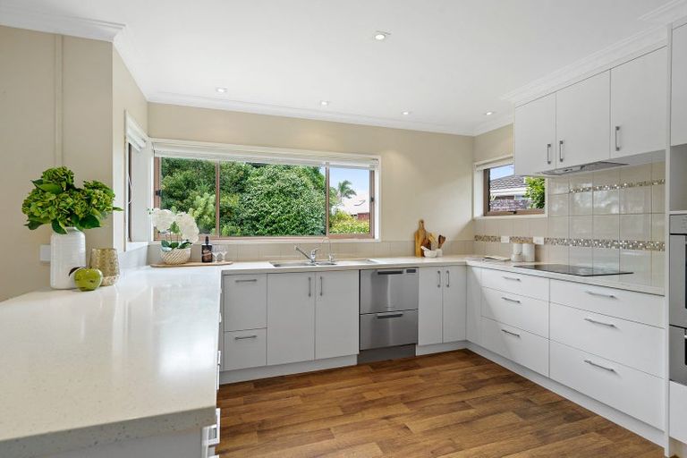 Photo of property in 3 Woodstock Crescent, Leamington, Cambridge, 3432