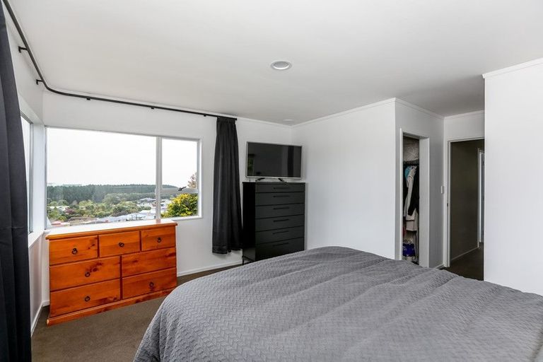 Photo of property in 11 Crownhill Street, Spotswood, New Plymouth, 4310