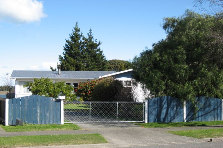 Photo of property in 47 Henley Crescent, Pirimai, Napier, 4112