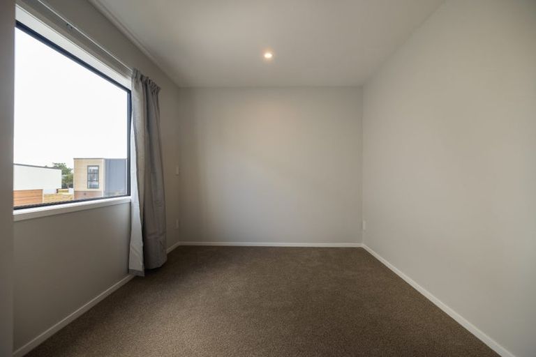 Photo of property in 2/24 Parson Lane, Papatoetoe, Auckland, 2025