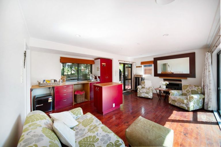 Photo of property in 408 Twilight Road, Brookby, Auckland, 2576