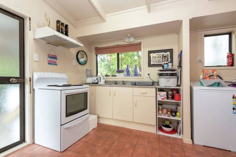 Photo of property in 12 Reelick Avenue, Pakuranga Heights, Auckland, 2010