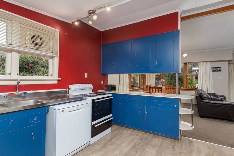 Photo of property in 6 Paul Street, Waimate, 7924