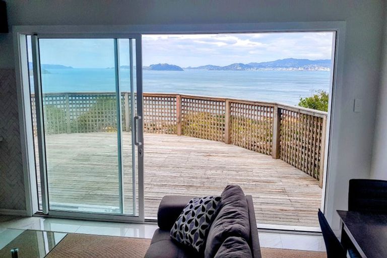 Photo of property in 7a Korokoro Road, Korokoro, Lower Hutt, 5012
