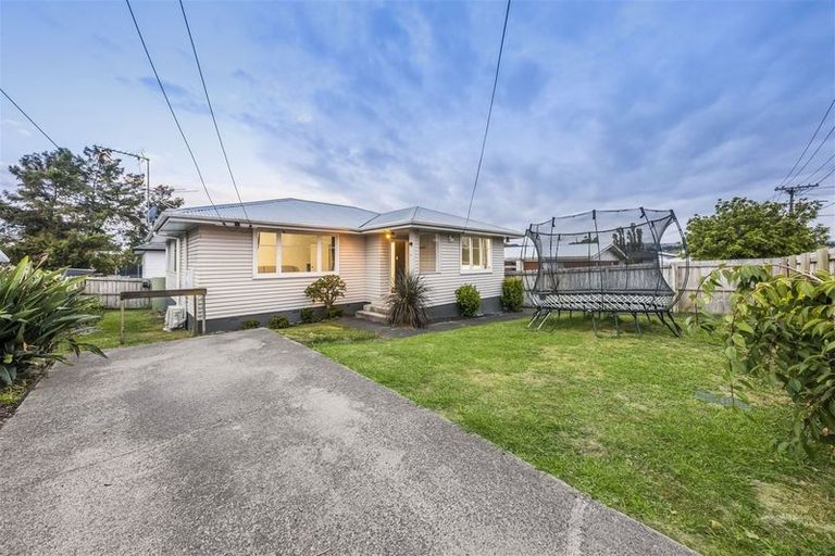 Photo of property in 14 Greenhaven Avenue, Opaheke, Papakura, 2113