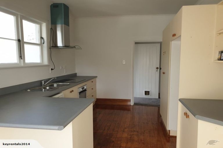 Photo of property in 15 Melvill Grove, Waterloo, Lower Hutt, 5011