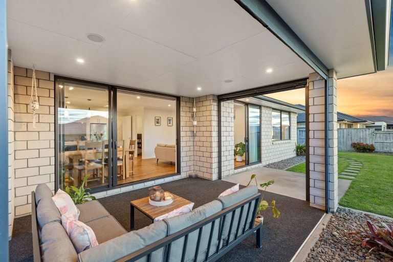 Photo of property in 6 Damien Place, Ohauiti, Tauranga, 3112