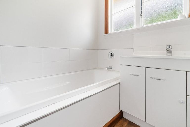 Photo of property in 19 King Street, Coalgate, 7673