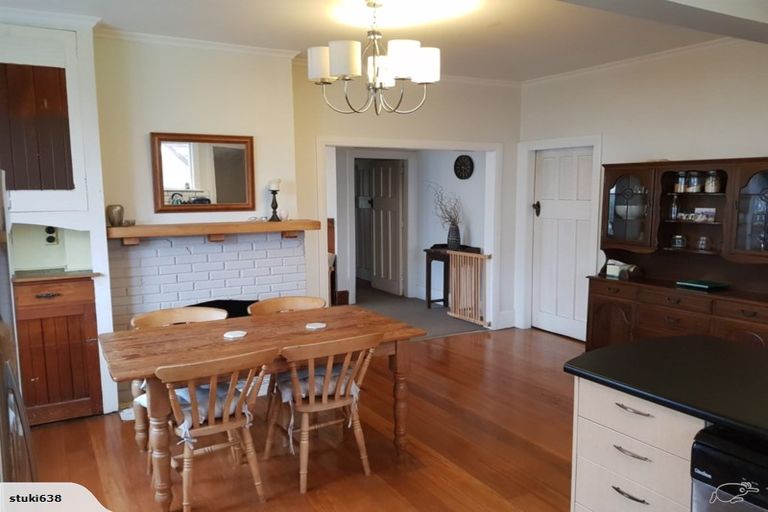 Photo of property in 6 Woodville Street, Edgeware, Christchurch, 8013