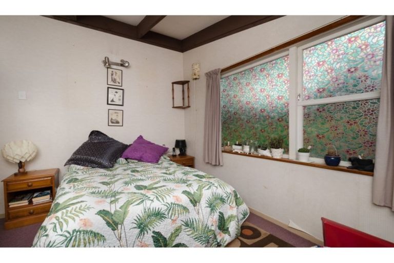 Photo of property in 62 Tudor Road, Henderson, Auckland, 0610