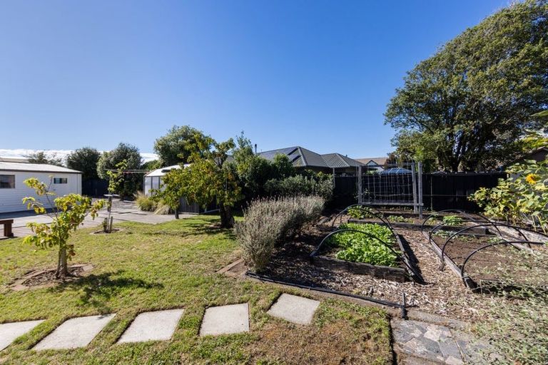 Photo of property in 58a Cottonwood Street, Parklands, Christchurch, 8083