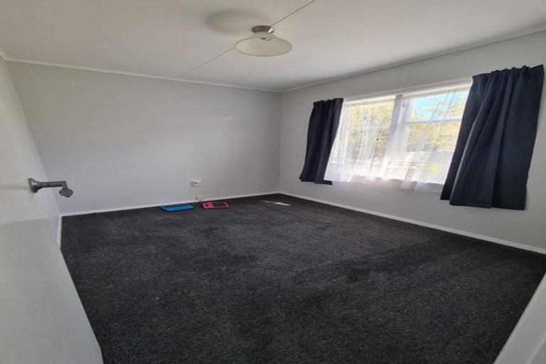 Photo of property in 5 Bythell Street, Wainuiomata, Lower Hutt, 5014