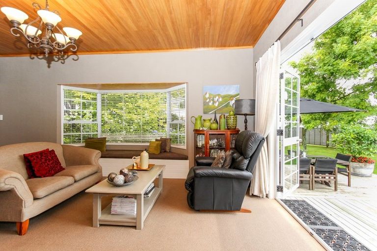 Photo of property in 1066 Egmont Road, Egmont Village, New Plymouth, 4372