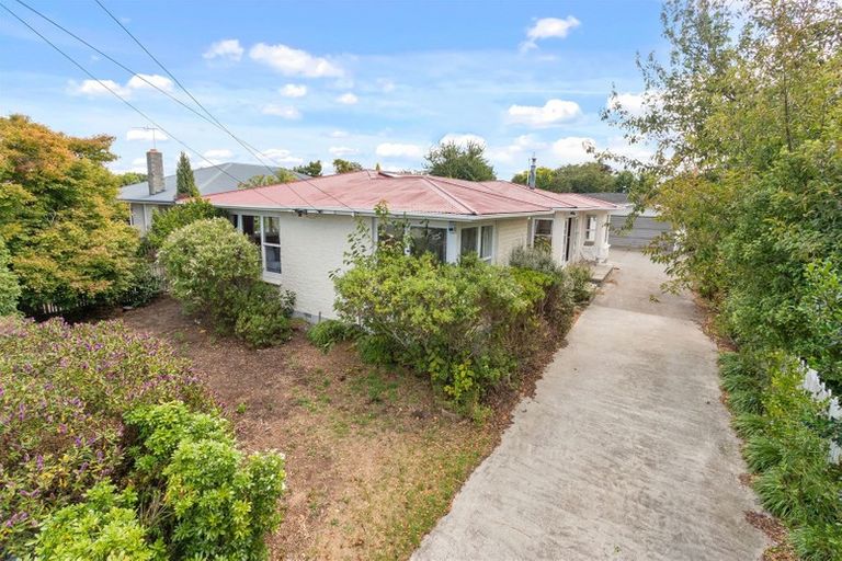 Photo of property in 37 Dunster Street, Burnside, Christchurch, 8053
