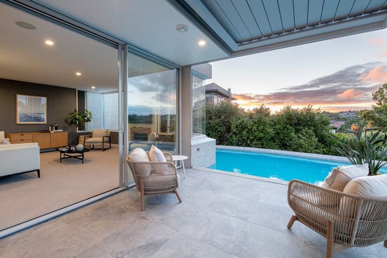 Photo of property in 3a Kowhai Road, Mairangi Bay, Auckland, 0630