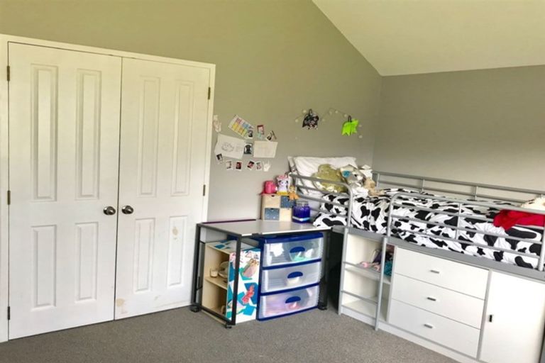 Photo of property in 1/49 Ferry Road, Arkles Bay, Whangaparaoa, 0932