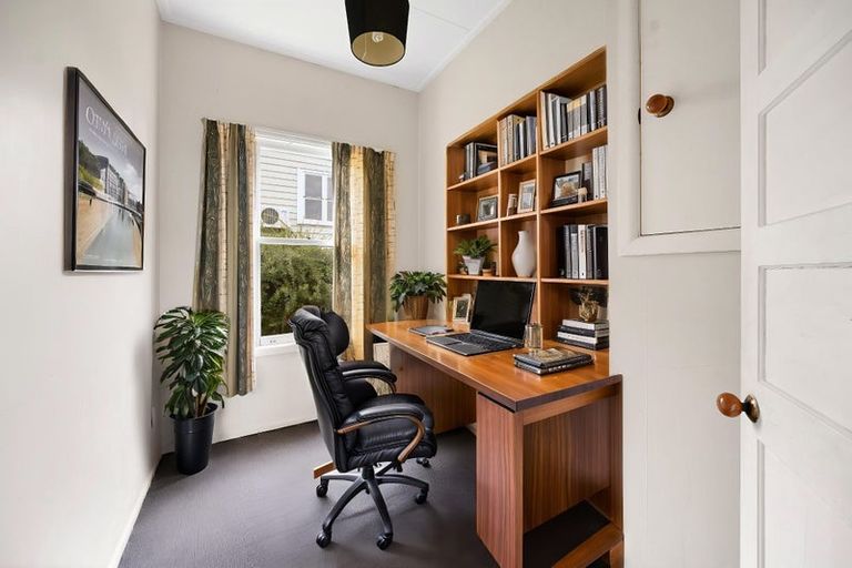 Photo of property in 14 Marama Street, Frankton, Hamilton, 3204