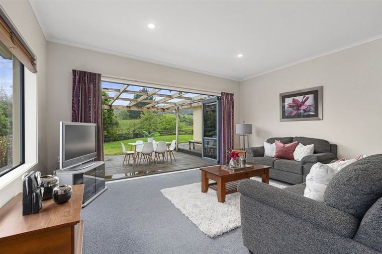 Photo of property in 34 Terry Smyth Drive, Kumeu, 0892