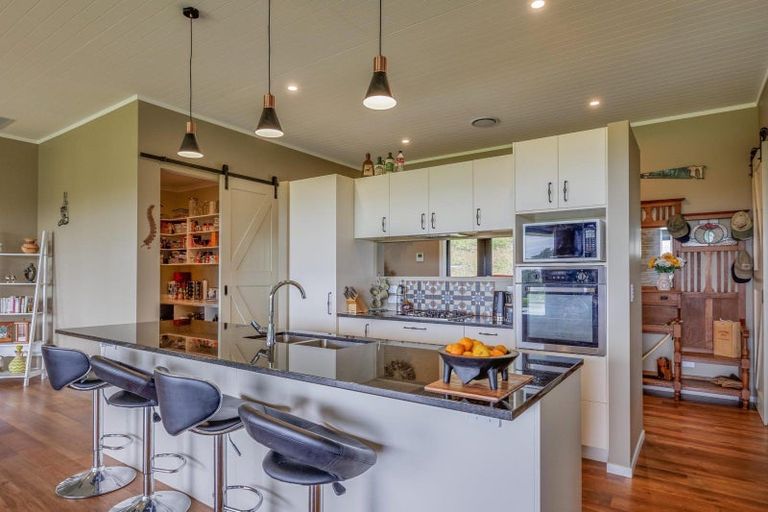 Photo of property in 191b Maharakeke Road, Waipukurau, 4281