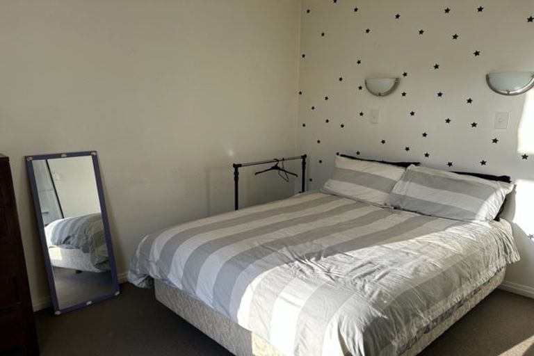 Photo of property in Aroha Apartments, 222 The Terrace, Wellington Central, Wellington, 6011
