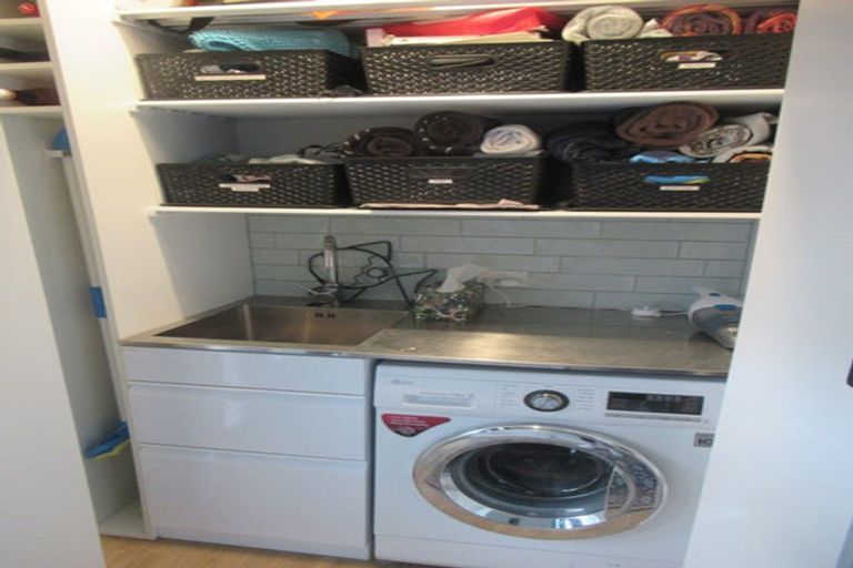 Photo of property in 57 Miromiro Road, Normandale, Lower Hutt, 5010